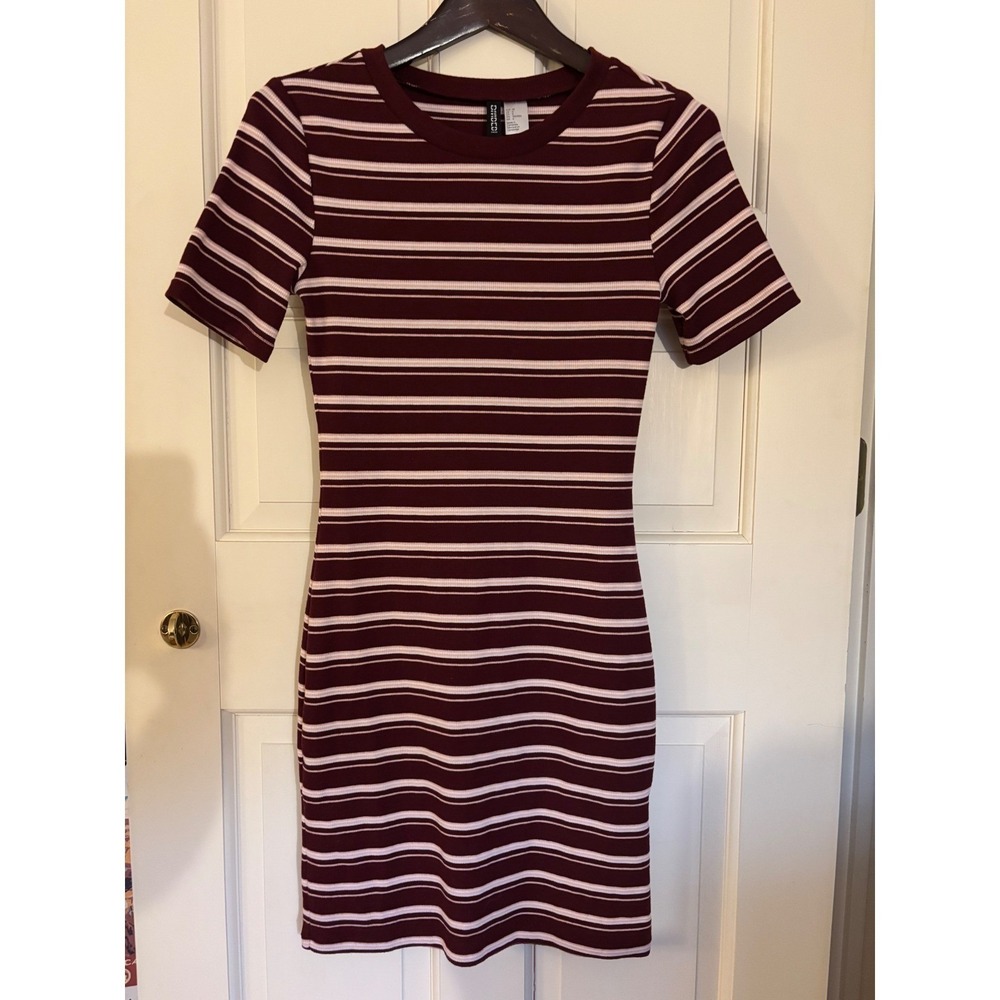 H&M Divided Womens Burgundy Striped Ribbed Knit Bodycon Mini Dress Size 6